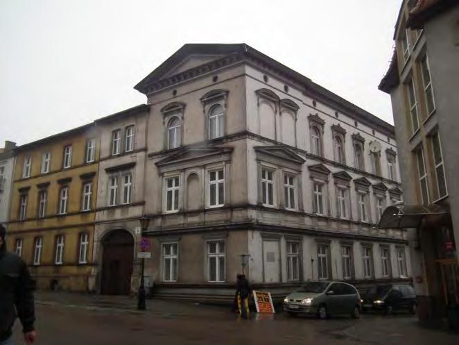 wymienione bez zachowania oryginalnego podziału stolarki ul. Młyńska 26 budynek mieszkalny 1910r.