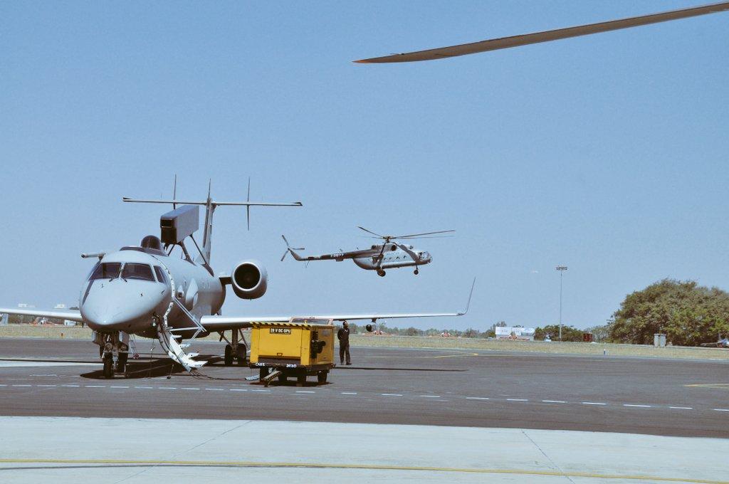 Indyjski Embraer EMB-145. Fot. Indian Air Force Na komponent szkolno-treningowy składa się ok.