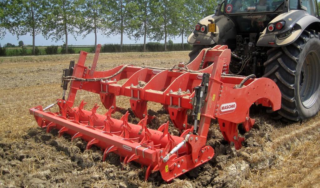 ARTIGLIO od 150 do 390 KM ARTIGLIO HYDRO od 150 do 350 KM ARTIGLIO 3 m ARTIGLIO i ARTIGLIO HYDRO Powyższe modele zostały zaprojektowane do pracy z ciągnikami o średniej lub dużej mocy.