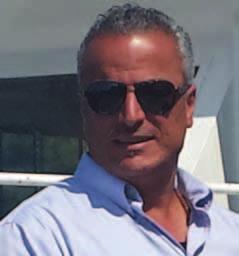 هذا وقد ا س تجاب عدد كبير من الس اءقين ا لى ال جتماع الطاري الذي دعا ا ليه ال تحاد يوم ال ثنين 3 نيس ان في قاعة ) نايت ا وف كولومبوس ( بهيش ششارك فيه ا كثر من 400 س اءق تاكس ي بما فيهم مس وءولين عن