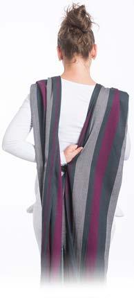 Grab the shoulder straps in both hands and tighten the straps