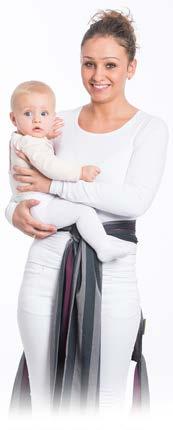 4 Uwaga! Pamiętaj,żeby cały czas asekurować dziecko! Warning! Make sure you hold your baby securely. While taking it off! Wyjmij dziecko z nosidełka, a następnie odwiąż pas biodrowy.