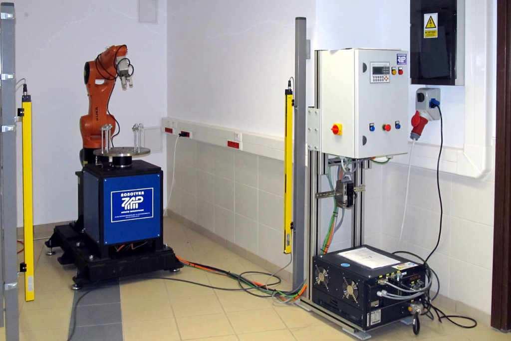 Wyposażenie ochronne stanowisk (2) Wygrodzenia cel robotów (w naszych warunkach
