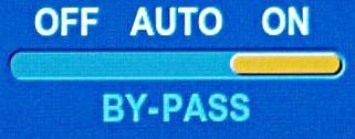 6 Sterowanie by-passem: OFF wyłączony, AUTO praca automatyczna, ON załączony.