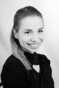 Klaudia Gryboś Vicki Smith Za co lubisz Vicki? Lubię Vicki za jej spontaniczność, dziecięcą wyobraźnię oraz wiarę w miłość.