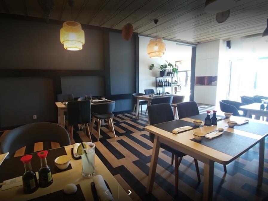 Dokku Sushi bar