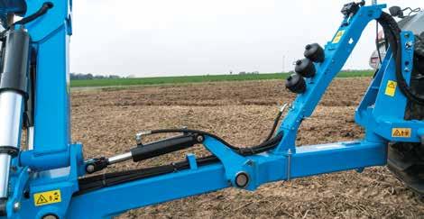 Kiedy układ hydrauliczny podnosi ramę pługa nad koło półzawieszane, ciśnienie w wspomaganiu trakcji jest automatycznie redukowane. W każdej chwili zapewniona jest stabilność ciągnika.