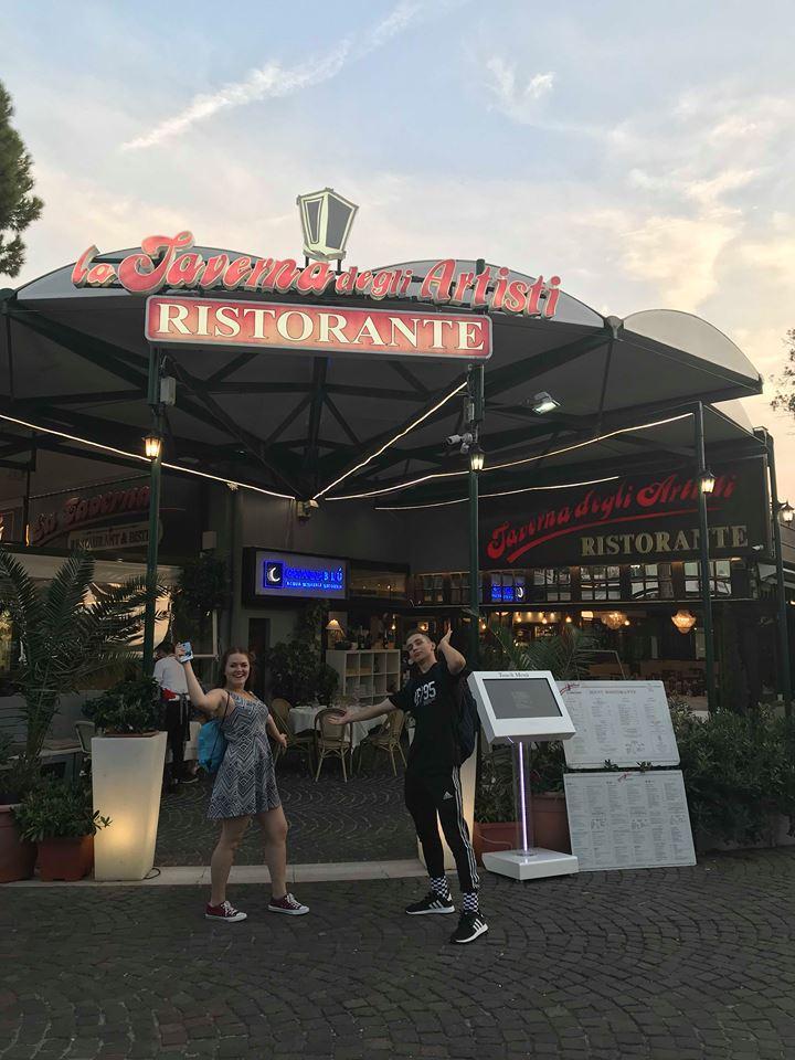 La Taverna Degli Artisti, w której mieliśmy przyjemność odbywać praktyki, należy do najlepszych restauracji w Rimini.