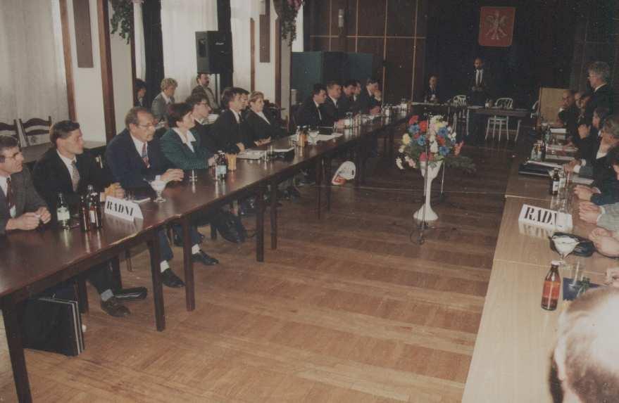 sięgały kilku dziesięcioleci. Koniecznym stało się podejmowanie przyśpieszonych działań modernizacyjnych. I tak dla przykładu w latach 1999 2002 pozyskano kwotę 807.734.