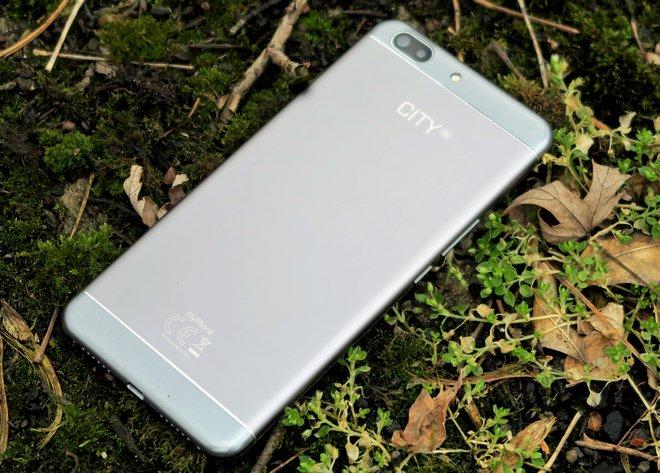 jeśli pierwszych chodzi mało Tak W zaawansowane o tym plusy, należy jakprzypadku wtrzeba każdym z Łączność i dodatki Smartfon został wyposażony w moduł WiFi 802.11 b/g/n, Bluetooth 4.