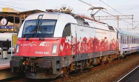 Od czerwca 2008 roku polski przewoźnik PKP Intercity posiada lokomotywy Siemens ES64U4. Maszyny, oznaczone serią EU44 otrzymały nazwę Husarz.