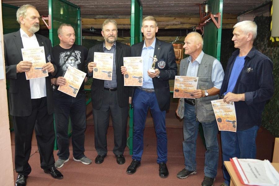 Klasyfikacja końcowa (finałowa szóstka) 1. 2. 3. 4. 5. 6.