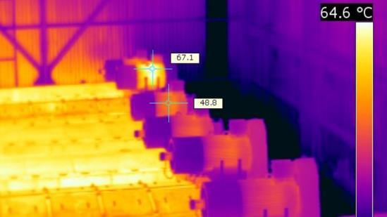 Zastosowanie instalacje elektryczne Zakres usług: badanie stanu izolacji termicznej rurociągów i sieci ciepłowniczych, wykrywanie wycieków i nieszczelności kompleksowe badania termowizyjne chłodni