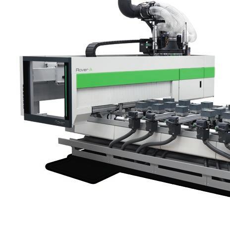BIESSE ODPOWIADA oferując rozwiązania technologiczne, które wzmacniają i wspierają umiejętności techniczne i znajomość procesów i materiałów.