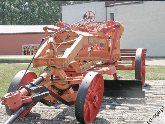 potrzebą, pod różnymi kątami.