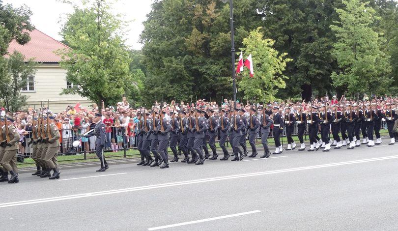 Żołnierze kompanii reprezentacyjnej WP - fot. J.Sabak/D24 [GALERIA] ARMIA NA ULICACH WARSZAWY.