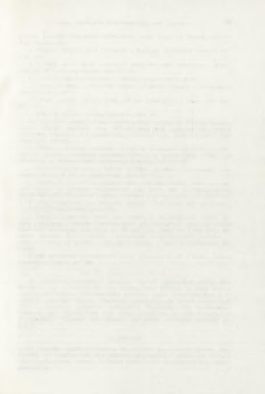 NOW E ŹRÓDŁA DO ZNAJO M O ŚCI K U LTU R Y M ALICKIEJ 75 a także większość pozostałych półtylczaków, noszą mniej lub bardziej wyraźne ślady wyświecenia. c. Trapezy.