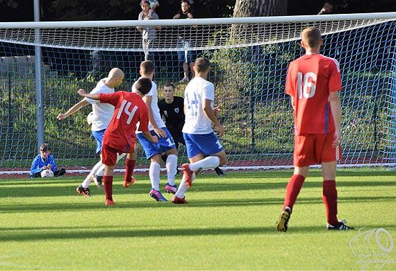 Pełna rehabilitacja z wysokimi odsetkami Flota - Arkonia Szczecin 7-0 (2-0) 1-0 Damian Staniszewski 26 minuta 2-0 Mateusz Bątkowsk 32 minuta 3-0 Damian Staniszewski 46 minuta 4-0 Damian Staniszewski