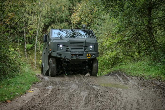 LTMPV 319 posiada opracowane przez Concept kompozytowe nadwozie, co jak wskazują przedstawiciele producenta pozwala na obniżenie masy w stosunku do klasycznej, metalowej konstrukcji.