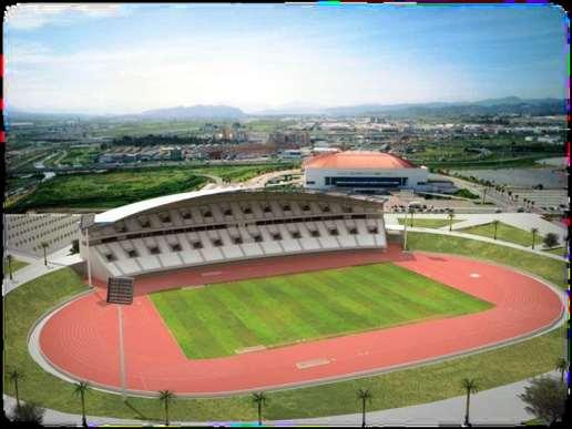 1. Stadion główny (City of Málaga Stadium) Tuż przy Malaga Athletics Stadium znajduje się kompleks sportowy, restauracje oraz Centrum Informacji Technicznej (TIC).