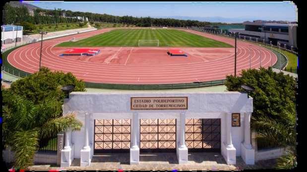 4. (Torremolinos City Facility) Stadion w Terrmolinos znajduje się od głównego stadionu 45 min jazdy