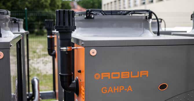 Zestawy absorpcyjnych pomp ciepła firmy ROBUR zostały wybrane ze względu na możliwość obniżenia kosztów eksploatacyjnych, niską emisję szkodliwych substancji oraz efektywne wykorzystanie odnawialnych