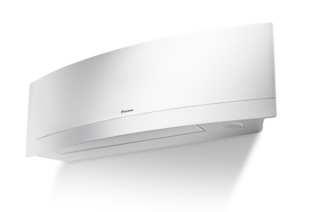 Klimatyzatory naścienne DAIKIN Emura COLD FTXG-L, RXLG-M SREBRNE wewnętrzna zewnętrzna Nominalna wydajność [kw] Chłodzenie Grzanie Sezonowa klasa energet. chłodz.