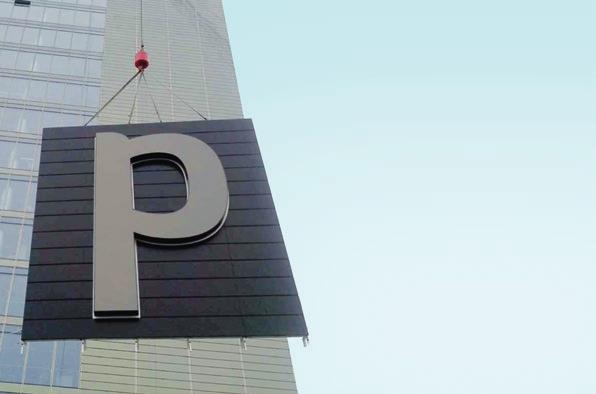 UPM MODENA: OD POMYSŁU DO GOTOWEGO PRODUKTU Matteo Gualdi to dyrektor handlowy Upm, spółki z miasta Modena, obecnej od ponad siedemdziesięciu lat w sektorze visual communcation i neonów świetlnych