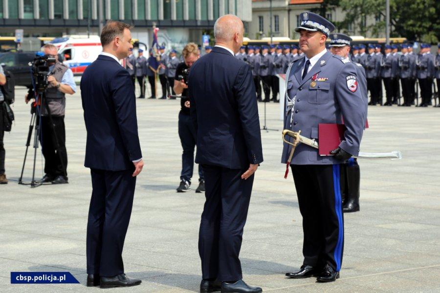 nadinsp. Kamil Bracha w momencie mianowania na pierwszy stopień generalski. Fot. CBŚP Czyli w Policji nie ma jasnej ścieżki awansu?