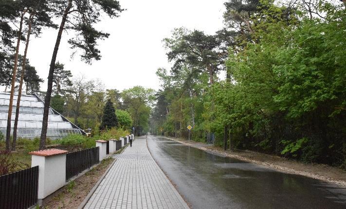 544,80 zł inwestycje drogowe budowa, przebudowa dróg gminnych i wewnętrznych Środków skierowano głównie na budowę