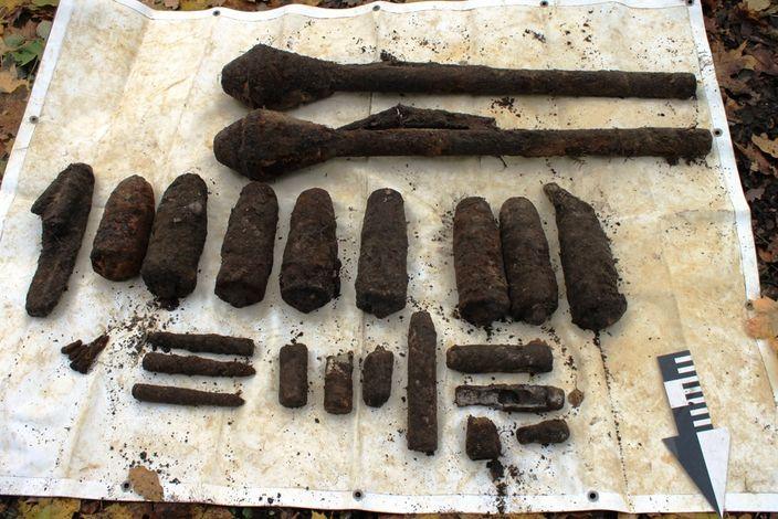 W obszarze Las dokonano tylko rozpoznania w celu pozyskania zabytków ruchomych związanych z całą historią Półwyspu Westerplatte oraz oczywiście walk z 1939 r.