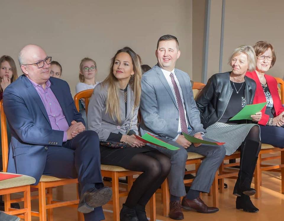 Dnia 8 lutego w kulturalny 2019r. młodzież sposób.