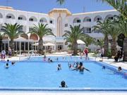 4* /Wybrzeże Wschodnie Kategoryzacja hotelu: - kat. Exim Tours 4* - kat. lokalna 4* Położenie: - ok. 600 m od plaży - ok. 7 km od - ok. 40 km od lotniska w Enfidii - ok.