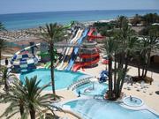 Lotnisko Enfidha ok. 42 km od hotelu, lotnisko Monastir ok 20 km od hotelu. Plaża: Ok.