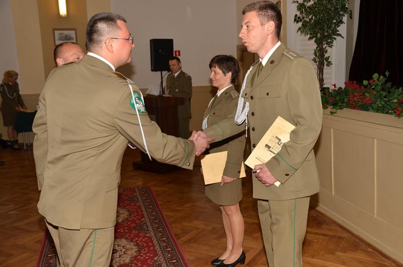 Rozkazem Personalnym z dnia 27 kwietnia bieżącego roku Komendant Główny Straży Granicznej działając na podstawie art. 57 ust. 1 ustawy z dnia 12 października 1990r.