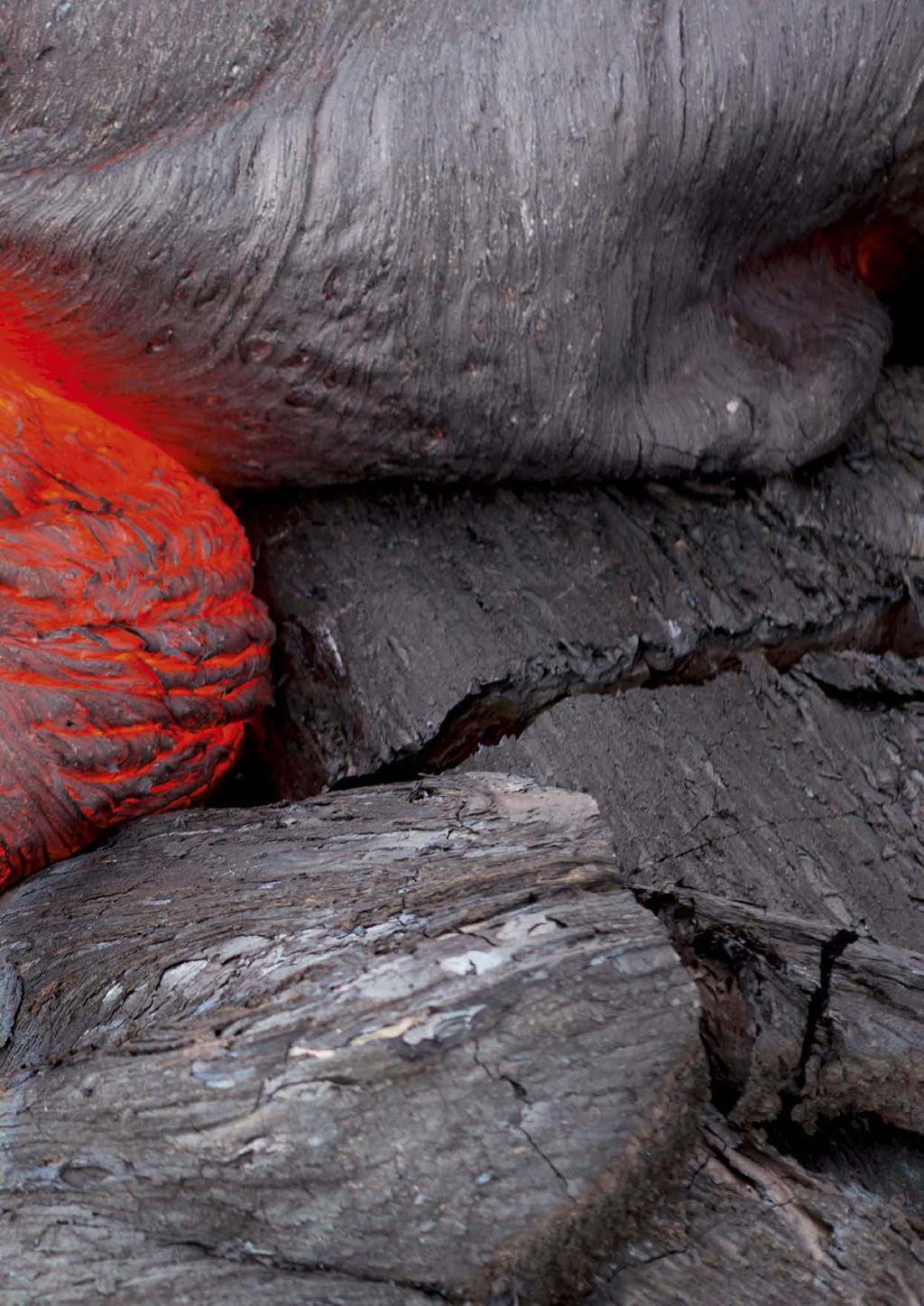 NIEPALNOŚĆ Wełna skalna jest niepalna wytrzymuje temperatury do 1000 C, co czyni ją jednym z najbezpieczniejszych materiałów izolacyjnych, znacząco zwiększającym bezpieczeństwo pożarowe budynku