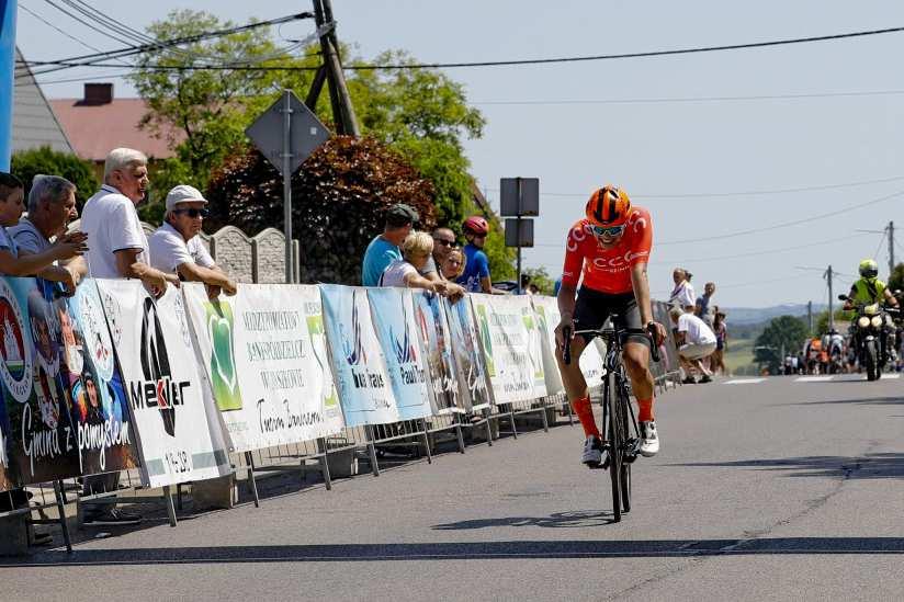 START WSPÓLNY Pińczyce 09.06.2019 Komunikat numer 2 strona 8 KATEGORIA JUNIOR MŁODSZY Foto Dariusz KRZYWAŃSKI www.dkpcycling.