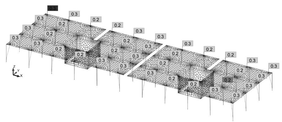 Dla zbrojenia φ10/ 240 (ρ = 0,22%), przy tym samym otuleniu c = 43 mm, otrzymano w k = 0,180 mm w max = 0,4 mm.