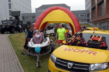 Arcade czy zbudowany pojazd elektryczny, którym zwiedzający mogli się przejechać.