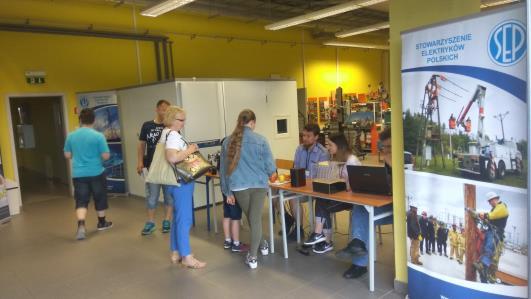 Ciekawsze prezentacje na pikniku Projekty Studenckiego Stowarzyszenia Elektryków Polskich Oddział w