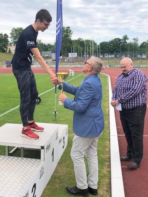 SEP",którego fundatorem był nasz Oddział.