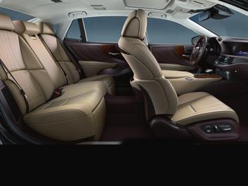 tłumiącą hałas i oponami runflat 245/45 RF20 12-drożny system audio Lexus WERSJA