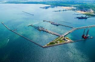 GEOINŻYNIERIA Inżynieria GEOTECHNICZNA a rozbudowa Portu Gdańsk tym samym czas przejazdu w kierunku sieci dróg krajowych.