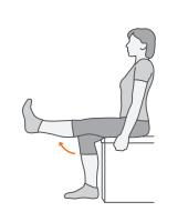 Powtórz ćwiczenie 3-5 razy, następnie Ustaw się naprzeciwko schodów lub stabilnego stopnia. Postaw prawą nogę na stopniu, po chwili dostaw lewą.