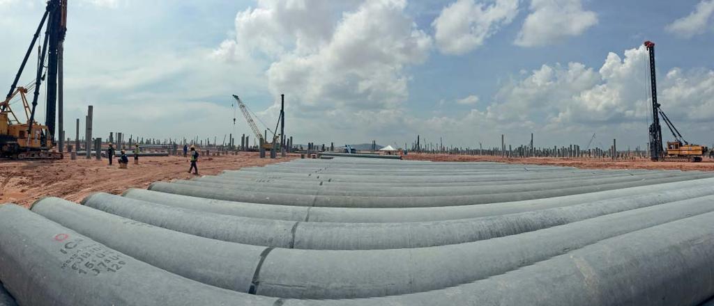 GEOINŻYNIERIA GDMT geoinżynieria drogi mosty tunele FOT. 1. Instalacja pali typu Spun Piles projekt Rapid, Malezja i dynamicznych.
