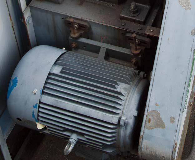 Silniki Oświetlenie Elektronika Elektroliza Ogrzewanie Stan gotowości SILNIKI ELEKTRYCZNE Elektryczność jest głównym źródłem energii w przemyśle, a silniki elektryczne zużywają jej dwie trzecie na