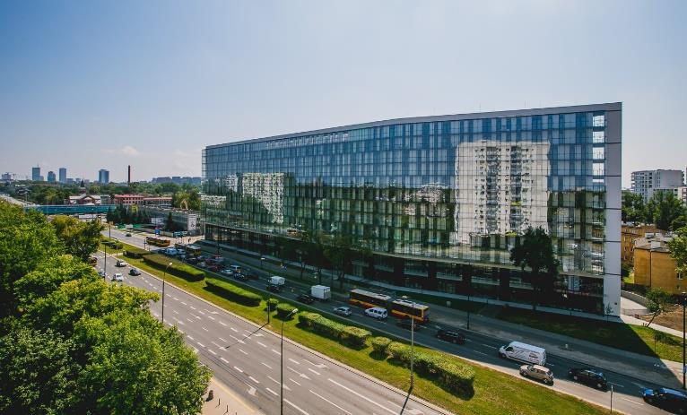 SUPERIOR - SUITE - 1 lub 2 os ze 1 lub 2 os ze śniadaniami śniadaniami APARTAMENT EXECUTIVE - max 3 os ze