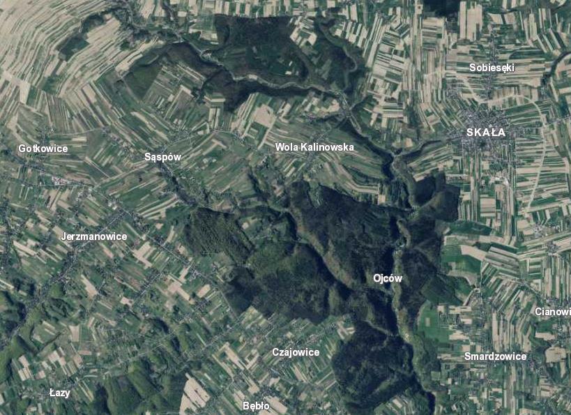 Mapa 8. Ortofotomapa. Użytkowanie terenu. geoportal.gov.pl Lista atrakcji turystycznych jest długa.
