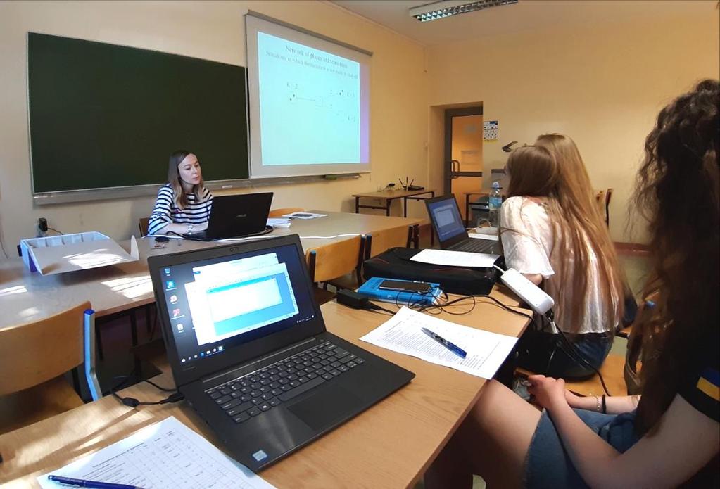 Także poddany analizie został proces produkcji materaców, który studenci w dalszym ciągu powinni byli zaimplementować w programie.