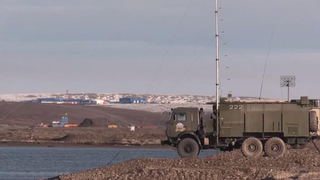 Ze względu na miejsce testów (Arktyka) strzelanie nie odbywało się zgodnie ze standardowym scenariuszem stosowanym w rosyjskiej armii.